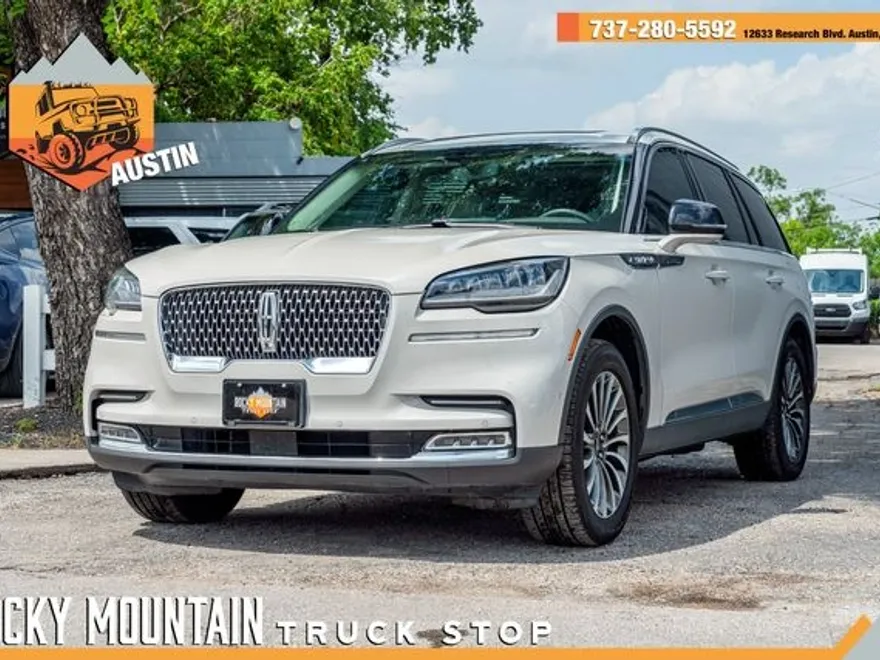 2021 Lincoln Aviator Reserve photo 1