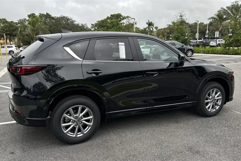 2025 Mazda CX-5 2.5 Select photo 1
