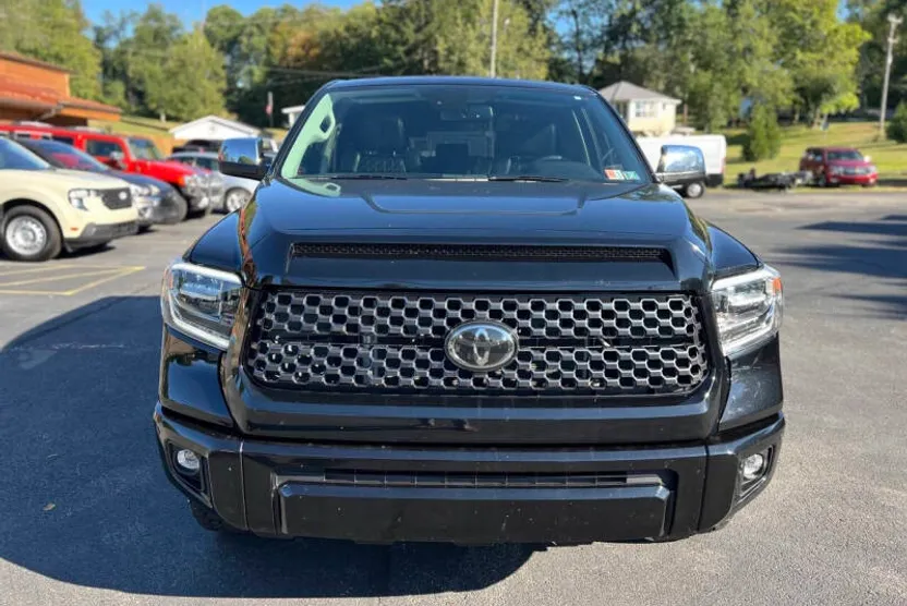 2020 Toyota Tundra Platinum Grade photo 1