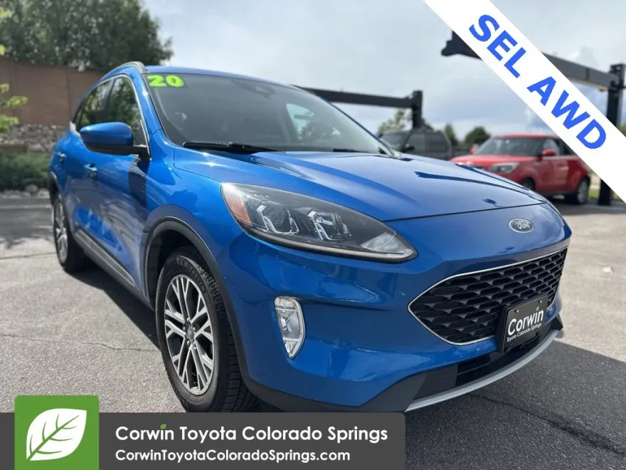 2020 Ford Escape SEL photo 1