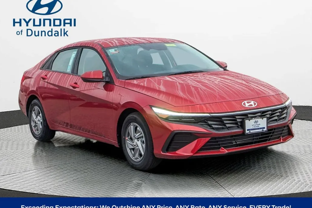 2025 Hyundai Elantra SE photo 1