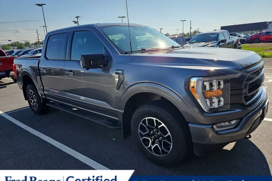 2022 Ford F-150 XLT photo 1