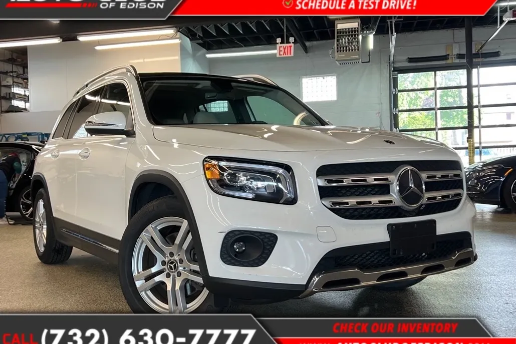 2021 Mercedes Benz GLB 250 4MATIC photo 1