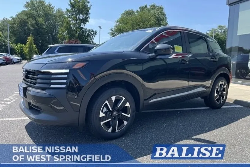 2025 Nissan Kicks SV photo 1