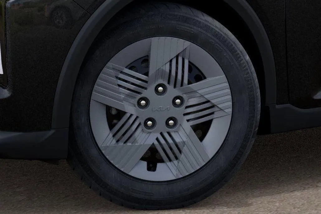 2025 Kia K4 LX photo 1