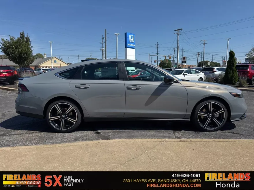 2025 Honda Accord Hybrid Sport photo 1