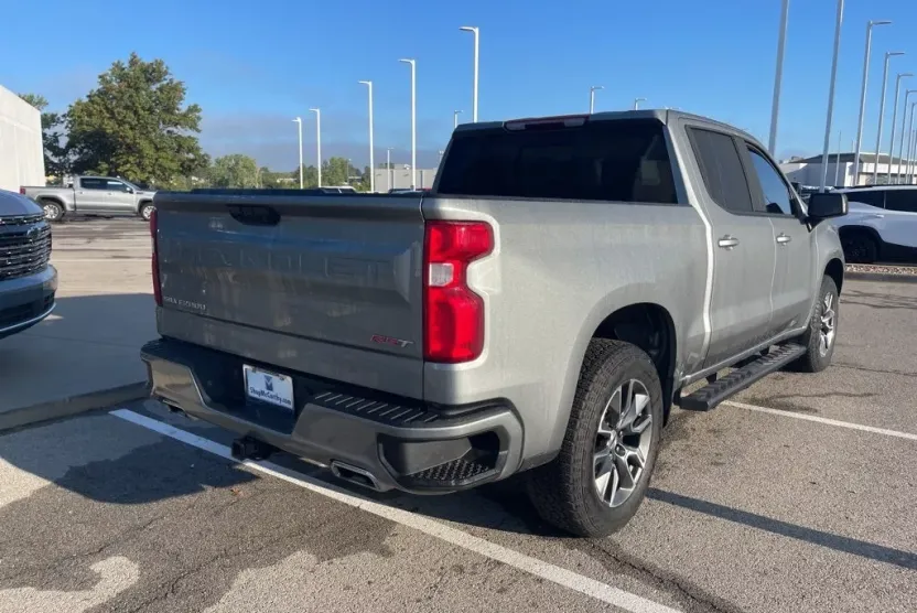 2023 Chevrolet Silverado 1500 RST photo 1