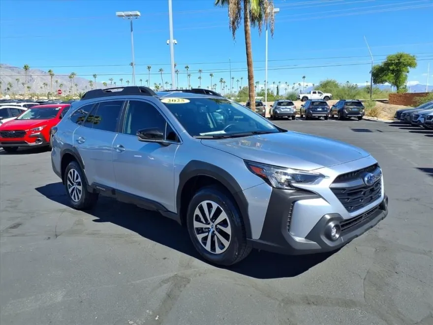 2025 Subaru Outback Premium photo 1