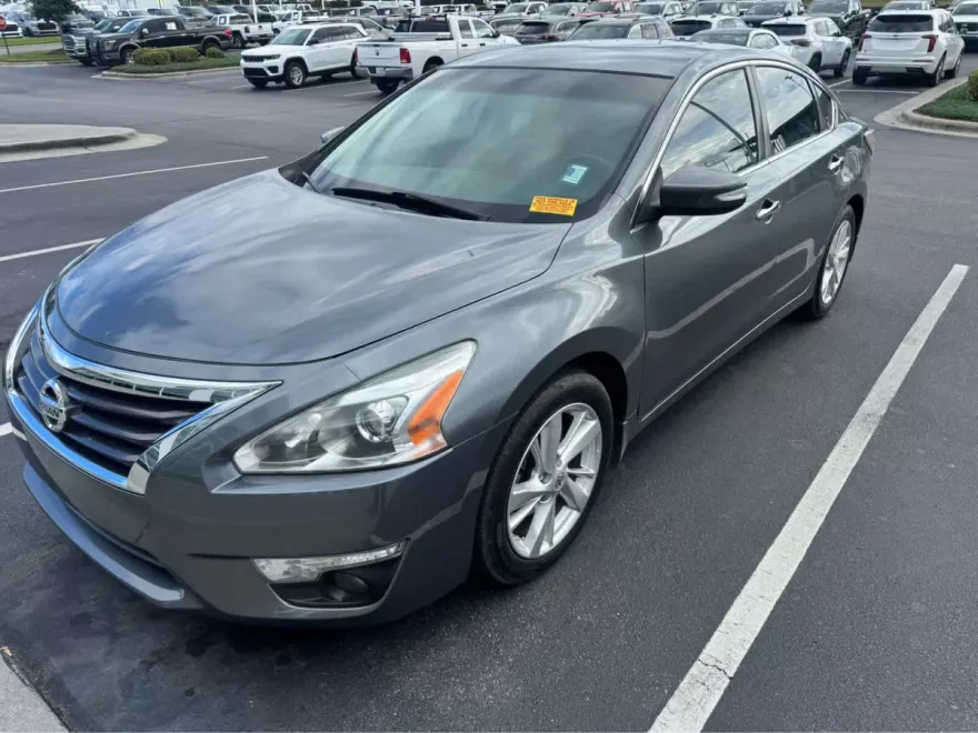 2014 Nissan Altima 2.5 SL photo 1