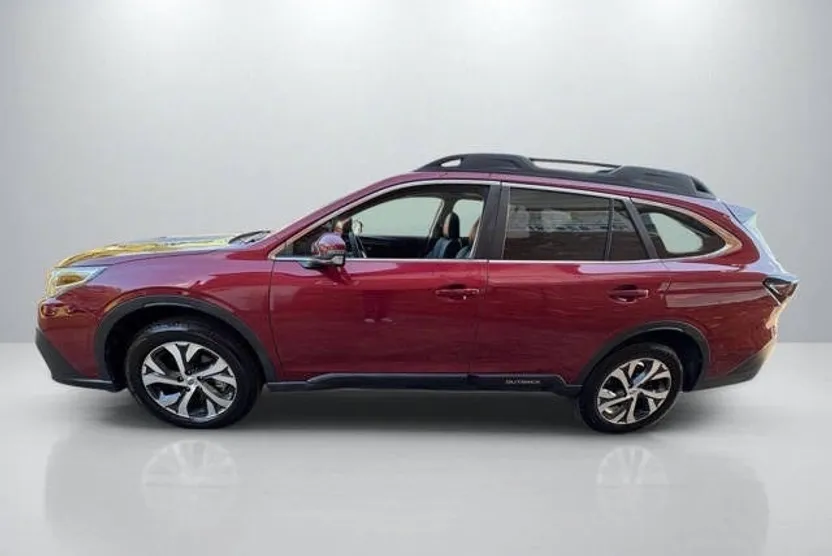 2022 Subaru Outback Limited photo 1