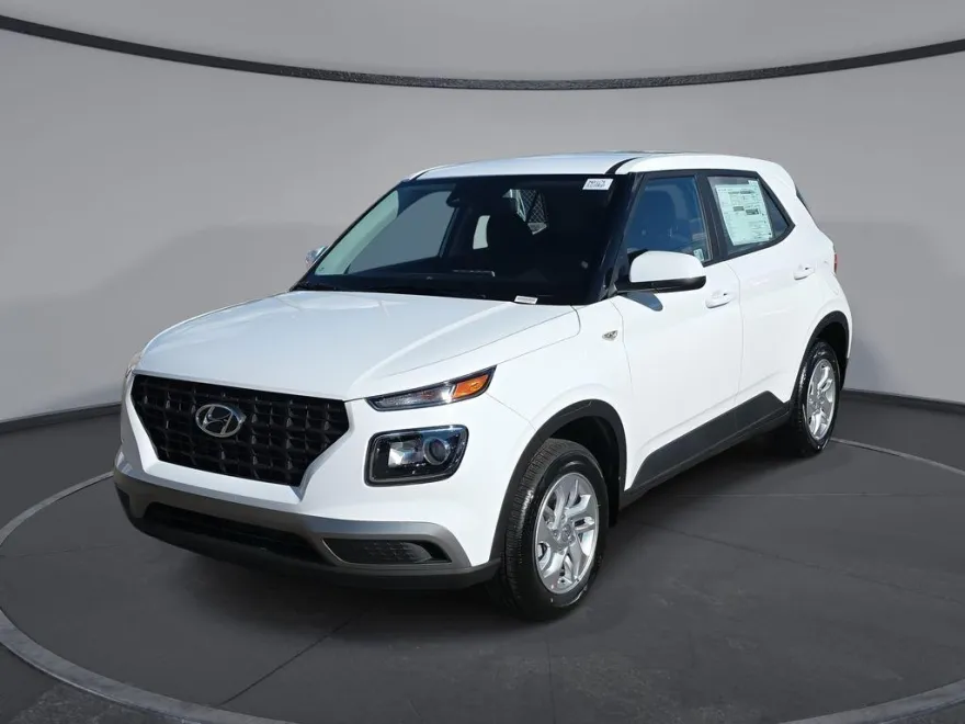 2025 Hyundai Venue SE photo 1
