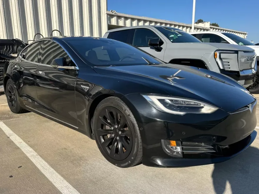 2016 Tesla Model S 75D photo 1