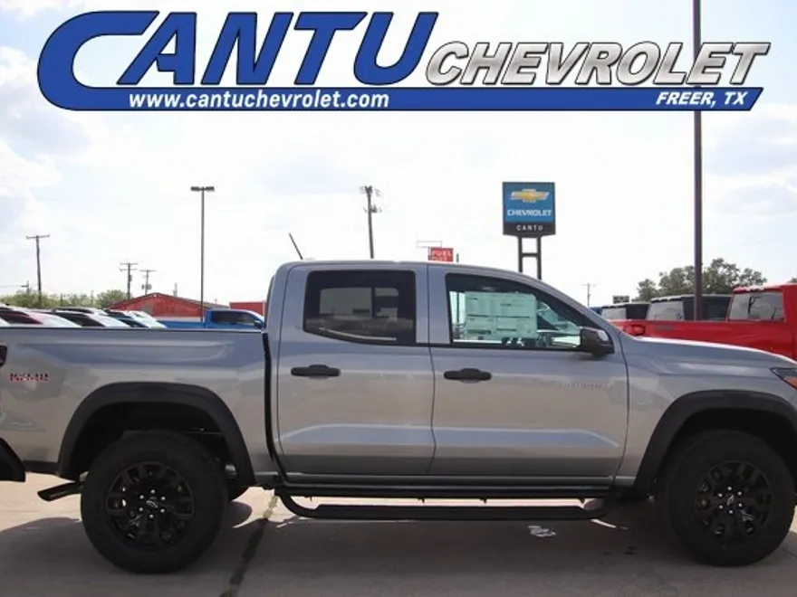 2025 Chevrolet Colorado Trail Boss photo 1