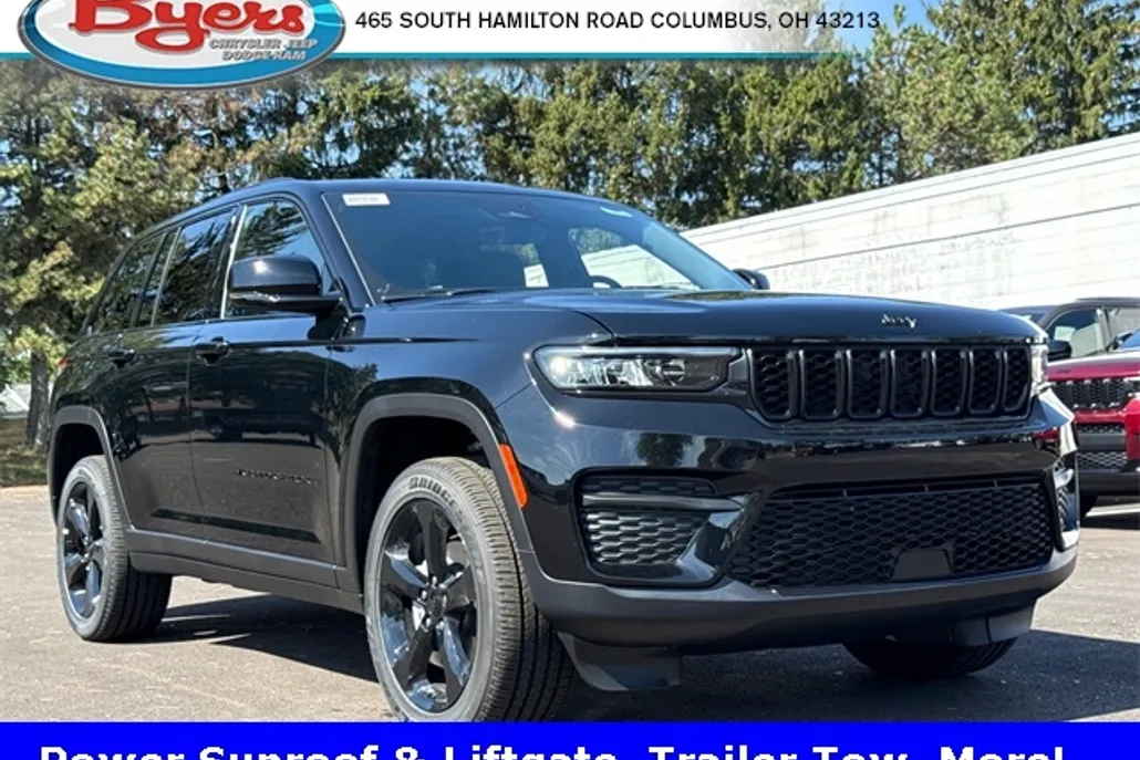 2025 Jeep Grand Cherokee Laredo Altitude photo 1