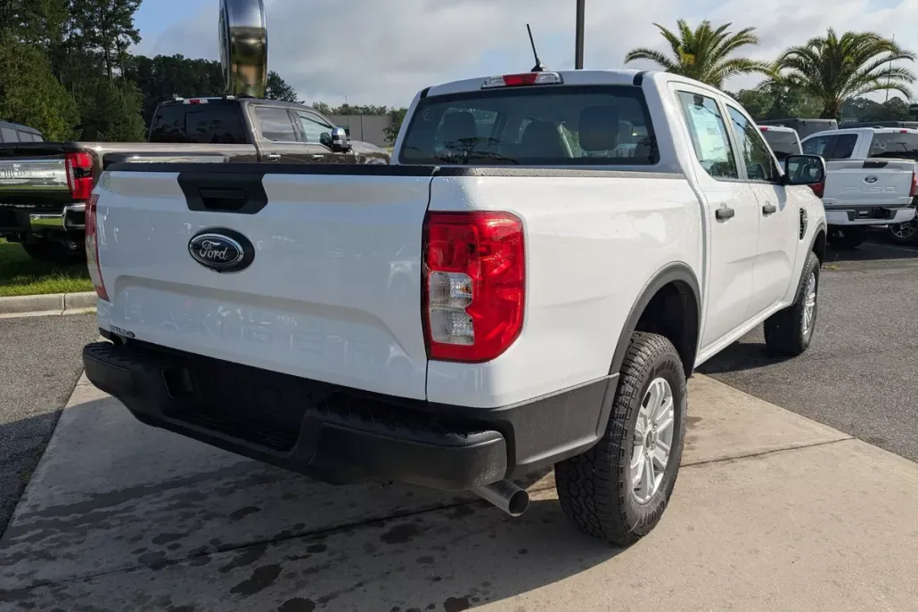 2025 Ford Ranger XL photo 1