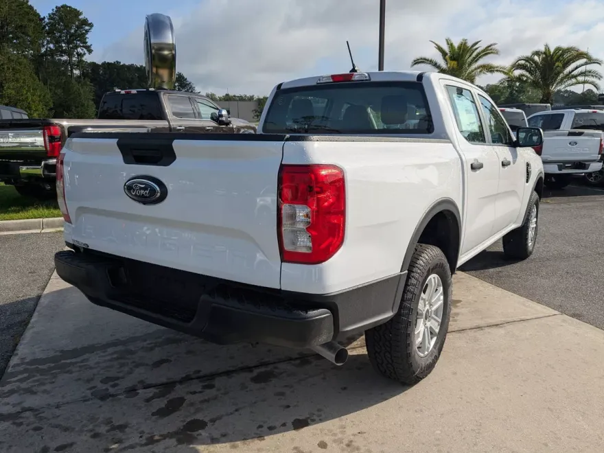 2025 Ford Ranger XL photo 1