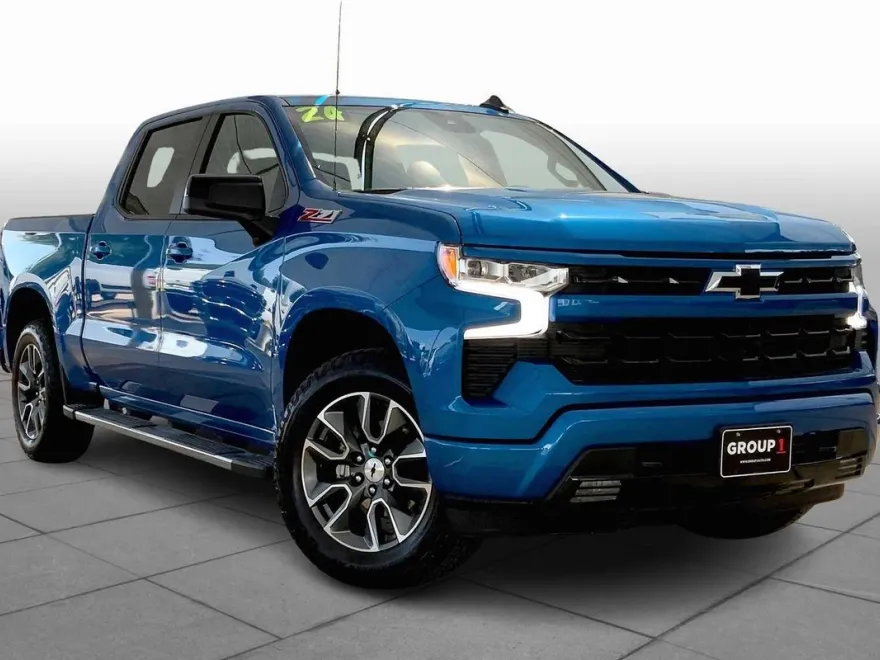 2024 Chevrolet Silverado 1500 RST photo 1