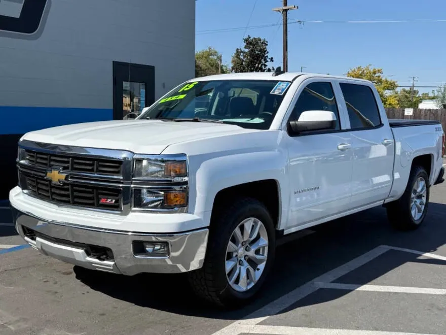2015 Chevrolet Silverado 1500 LT Z71 photo 1