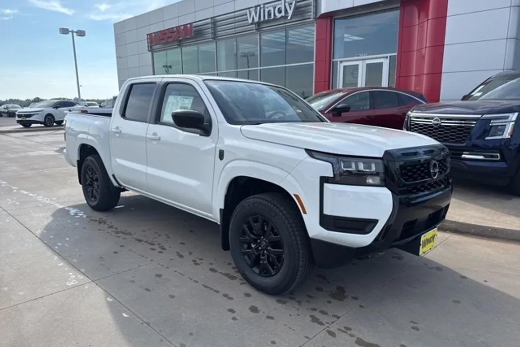 2026 Nissan Frontier SV photo 1