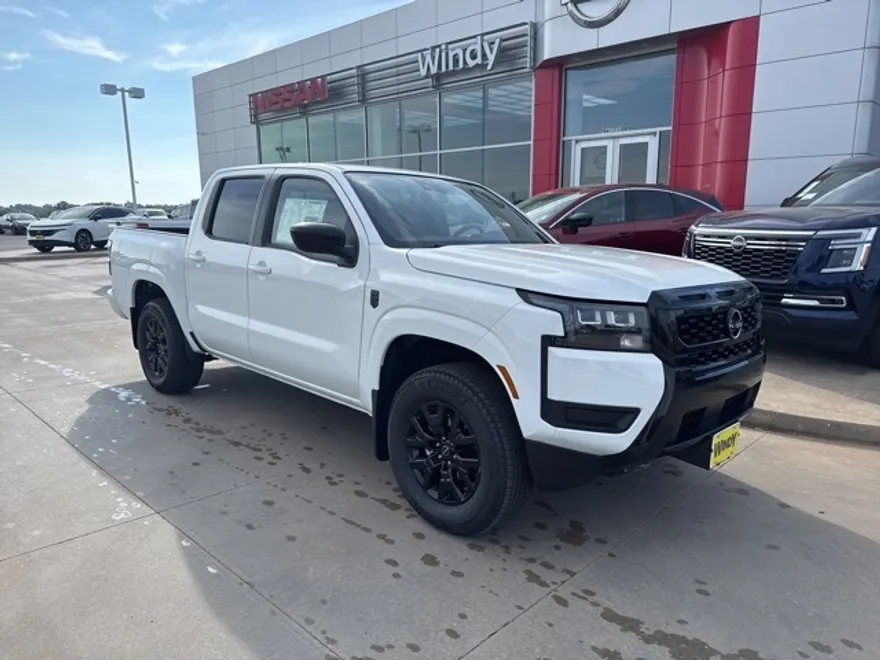 2026 Nissan Frontier SV photo 1