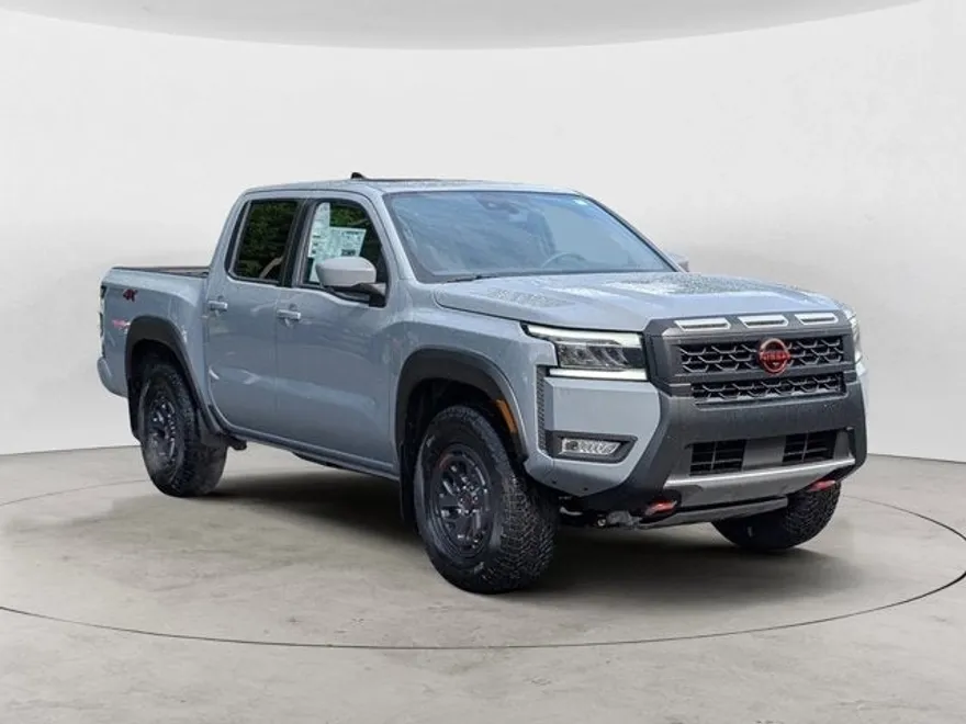 2025 Nissan Frontier PRO-4X photo 1