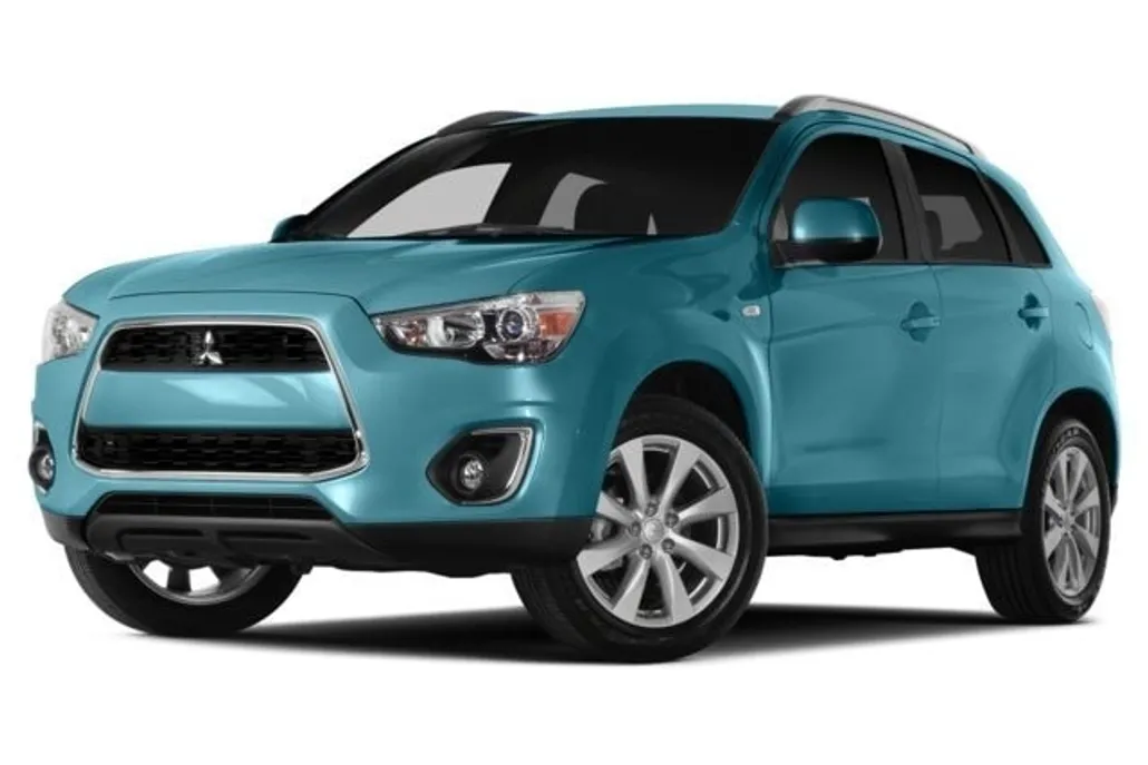 2013 Mitsubishi Outlander Sport SE photo 1