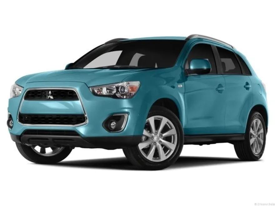 2013 Mitsubishi Outlander Sport SE photo 1