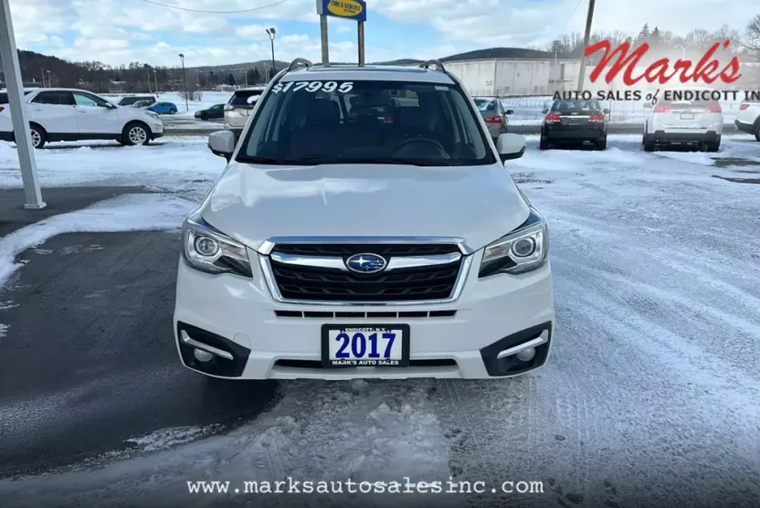 2017 Subaru Forester 2.5i Touring Sport photo 1