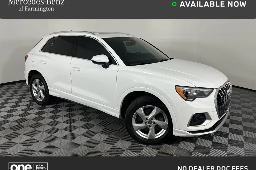 2020 Audi Q3 Premium photo 1