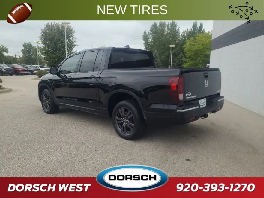 2019 Honda Ridgeline Sport photo 1