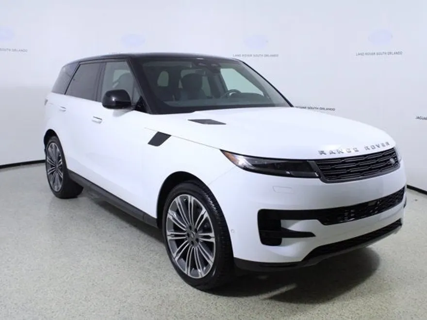 2024 Land Rover Range Rover Sport SE photo 1