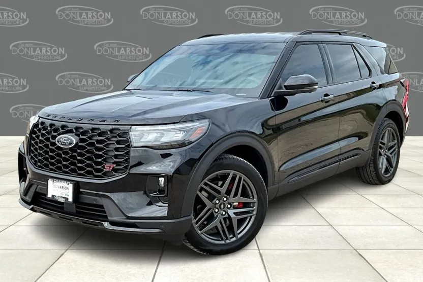 2025 Ford Explorer ST photo 1