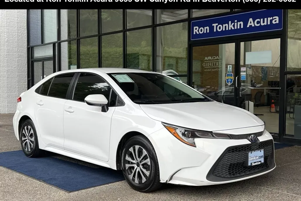 2022 Toyota Corolla Hybrid LE photo 1