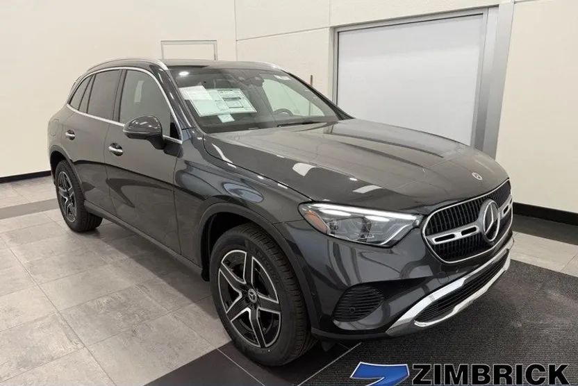 2026 Mercedes Benz GLC 300 4MATIC photo 1