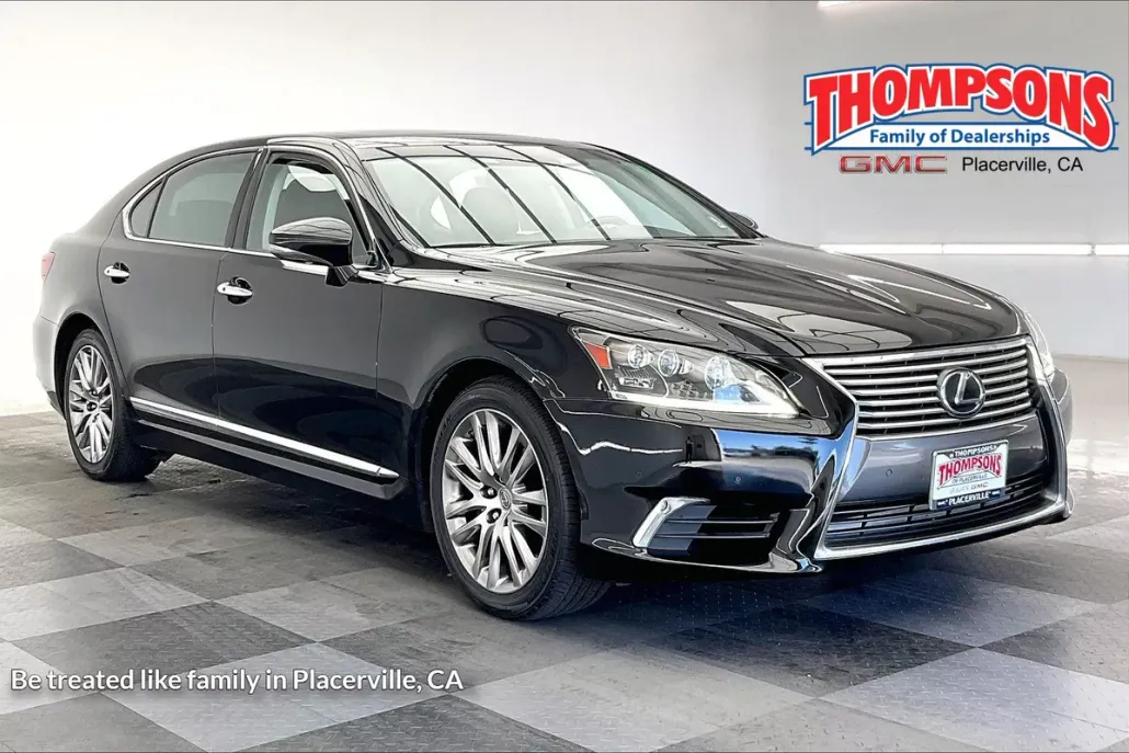 2015 Lexus LS 460 L photo 1
