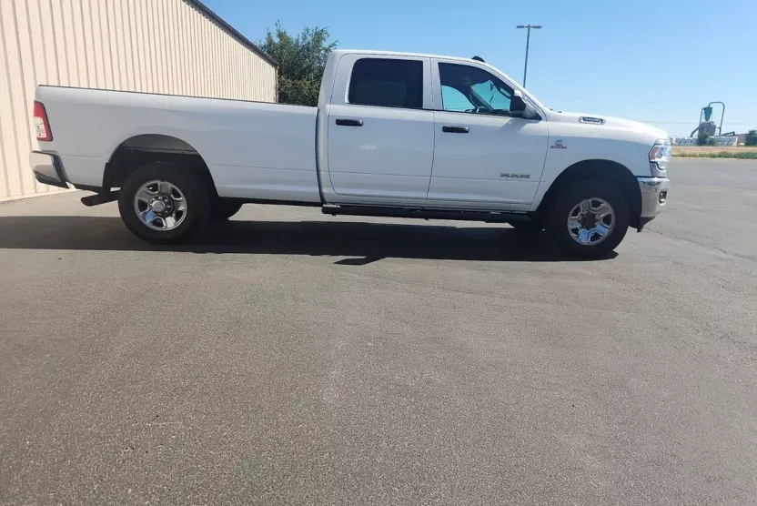 2021 Ram 3500 Tradesman photo 1