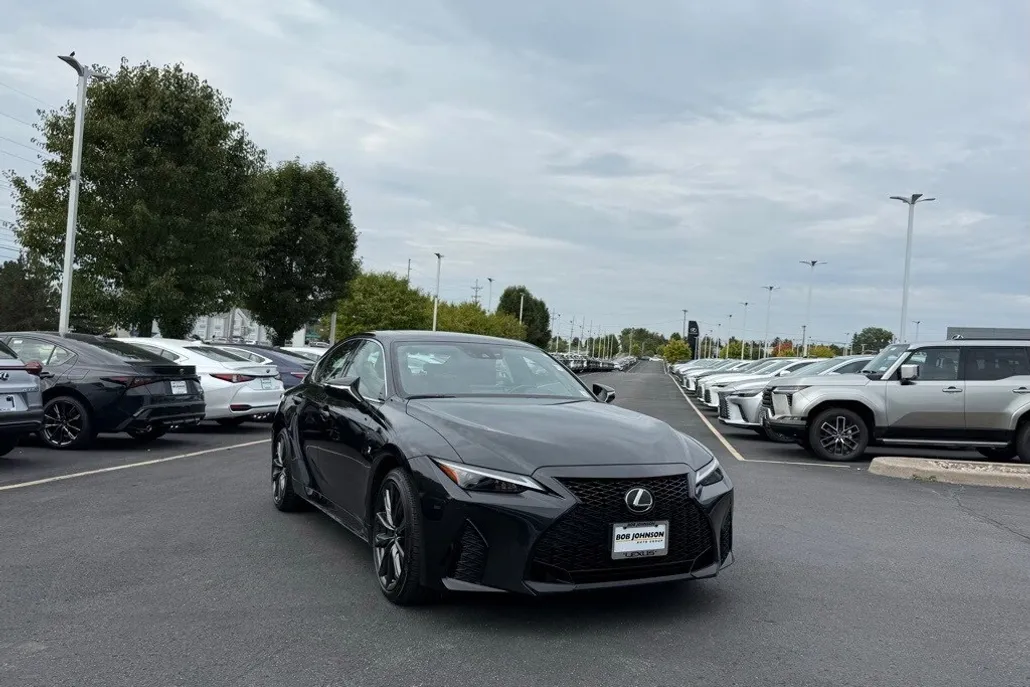 2022 Lexus IS 350 F SPORT AWD photo 1