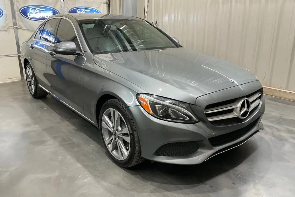 2018 Mercedes Benz C 300 4MATIC photo 1