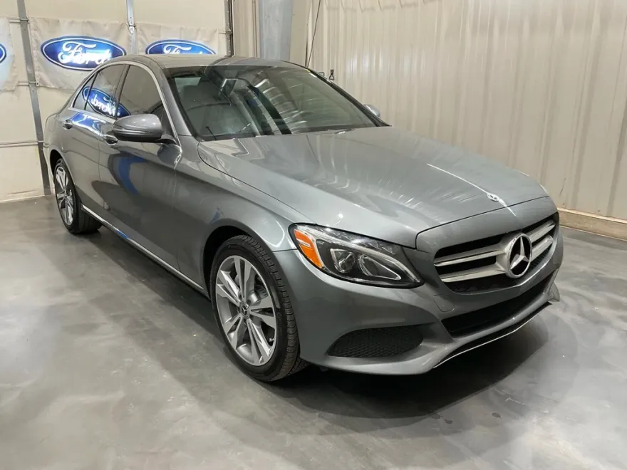 2018 Mercedes Benz C 300 4MATIC photo 1