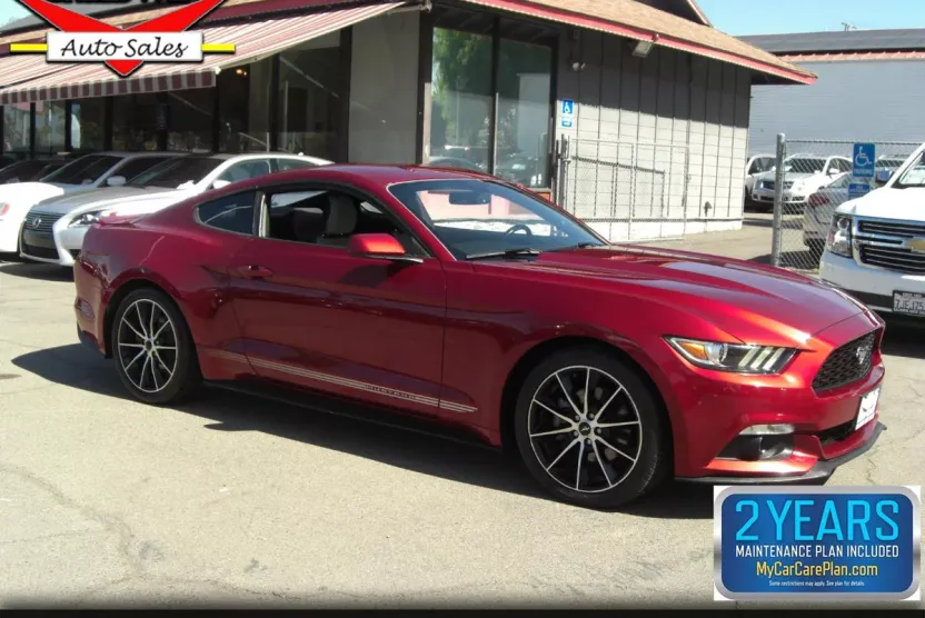 2017 Ford Mustang EcoBoost photo 1