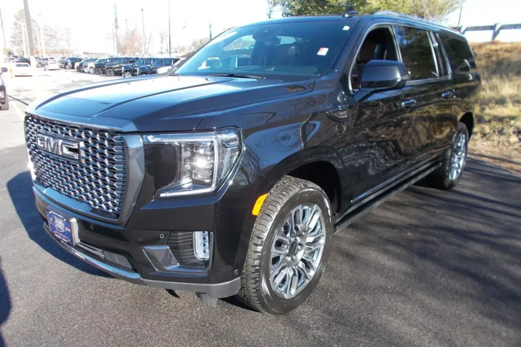 2023 Gmc Yukon XL Denali Ultimate photo 1