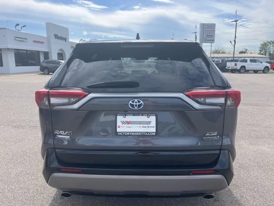 2023 Toyota RAV4 Hybrid XSE photo 1