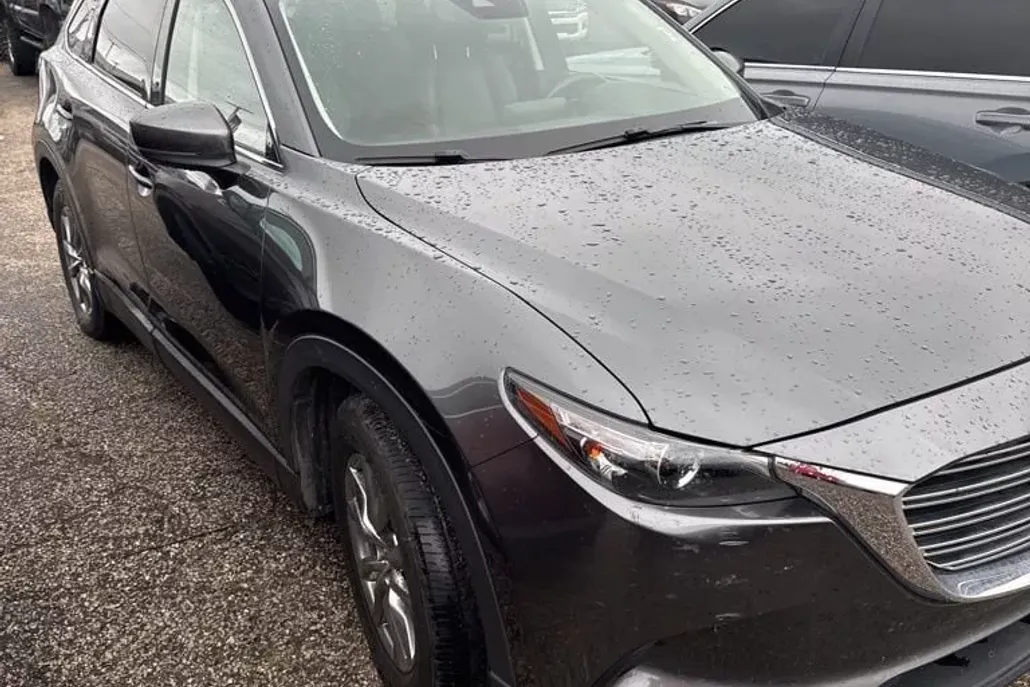 2019 Mazda CX-9 Touring photo 1
