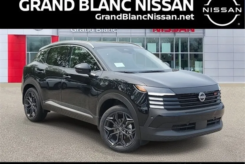 2025 Nissan Kicks SR photo 1