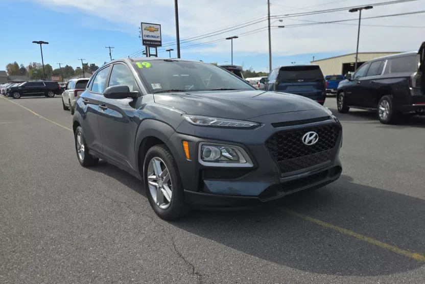 2019 Hyundai Kona SE photo 1