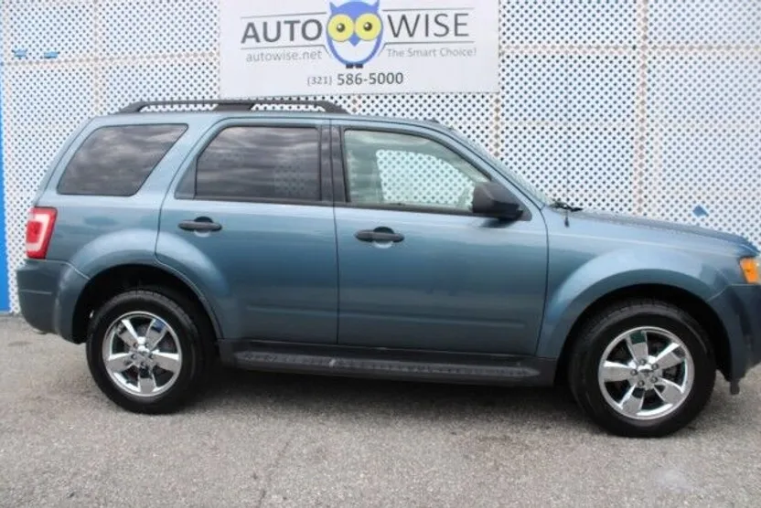 2012 Ford Escape XLT photo 1