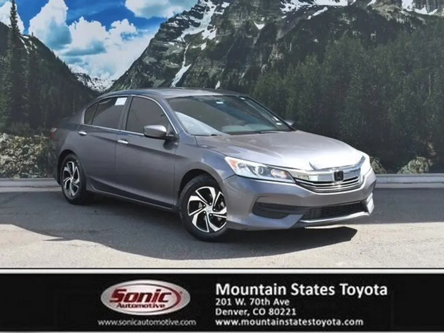 2017 Honda Accord LX photo 1