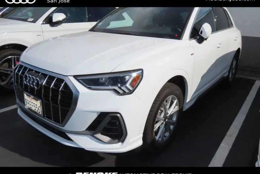 2025 Audi Q3 S line Premium Plus photo 1