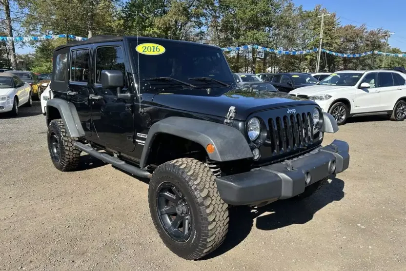 2016 Jeep Wrangler Unlimited Sport photo 1