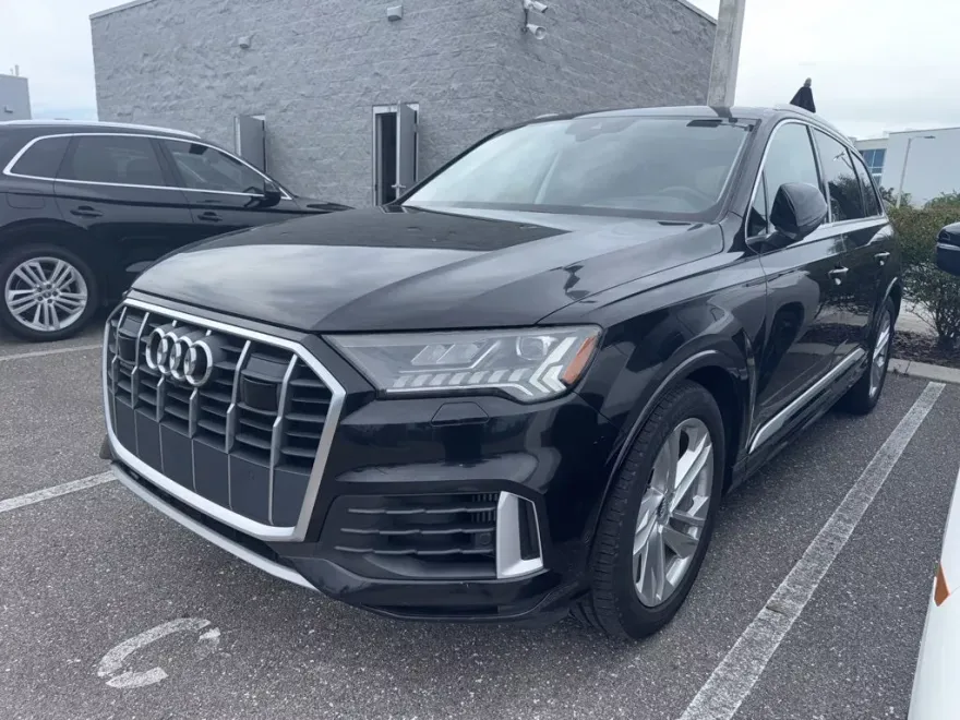 2020 Audi Q7 55 Prestige photo 1